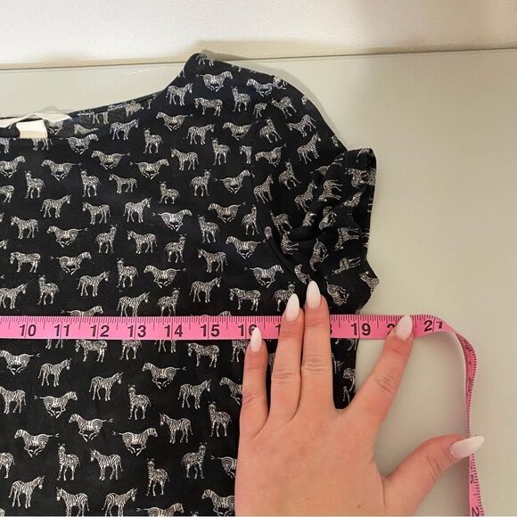 H&M Black Zebra Short Sleeve Top - Picture 10 of 10
